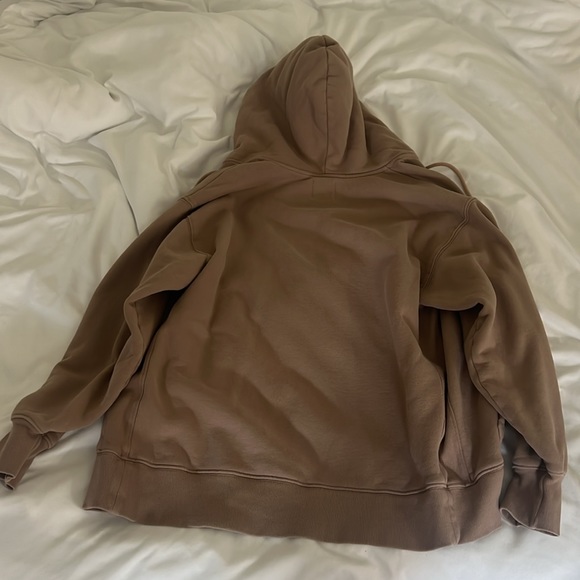 Aritzia Tna Cozy Fleece Zip Up - Picture 4 of 6